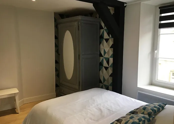 Au Coeur Des Remparts Apartment *