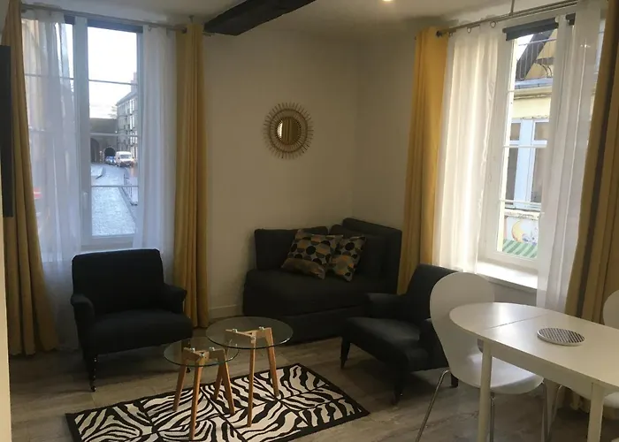 Au Coeur Des Remparts Apartment *