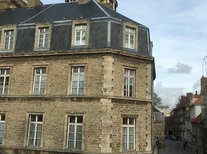 Au Coeur Des Remparts *