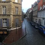 Au Coeur Des Remparts Apartment
