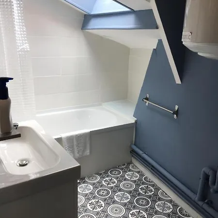 Au Coeur Des Remparts