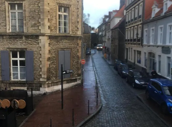 Au Coeur Des Remparts Appartement